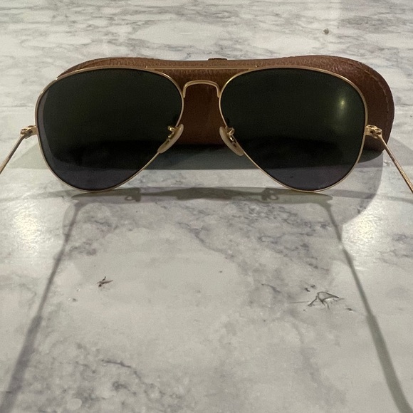 Ray-Ban Sunglasses, RB3025 AVIATOR MIRROR
Color:Gold Matte, Green Mirror - Picture 3 of 7